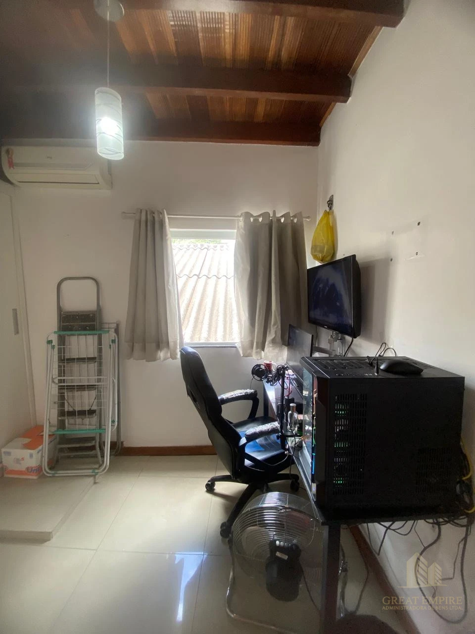 Sobrado Mobiliado com 4 Quartos para Locação no Largo do Barradas – Conforto, Espaço e Localização Privilegiada Imagens do imóveis Sobrado Mobiliado com 4 Quartos para Locação no Largo do Barradas – Conforto, Espaço e Localização Privilegiada
