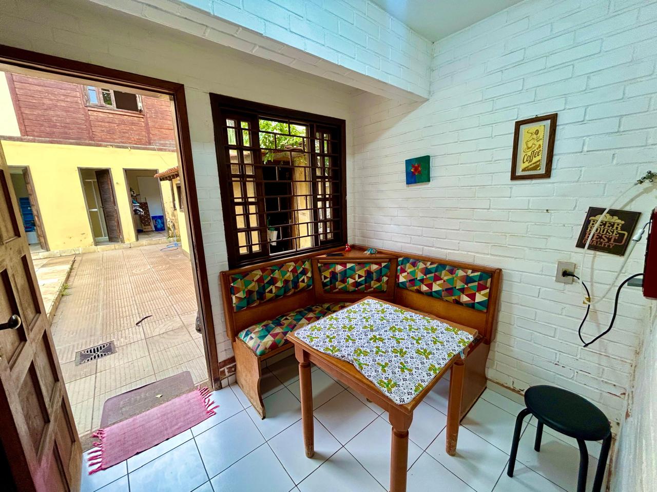 Imagens do imóveis Casa Ampla 