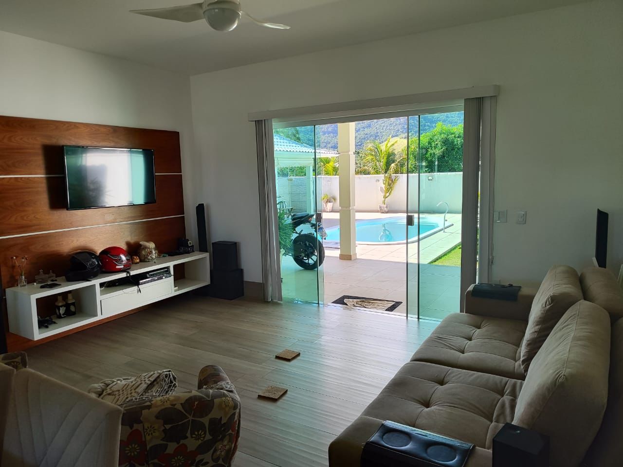 Imagens do imóveis Casa Alto Padrão em Condomíno