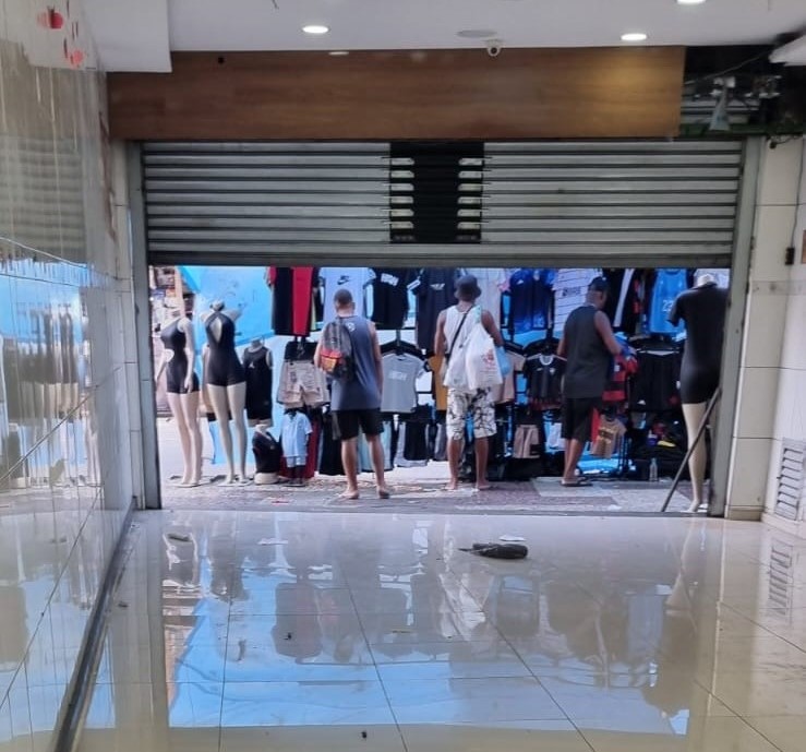 Imagens do imóveis ÓTIMO PONTO COMERCIAL - LOCAÇÃO - LOJA COMERCIAL - COMERCIO DE RUA - BAIRRO: MADUREIRA