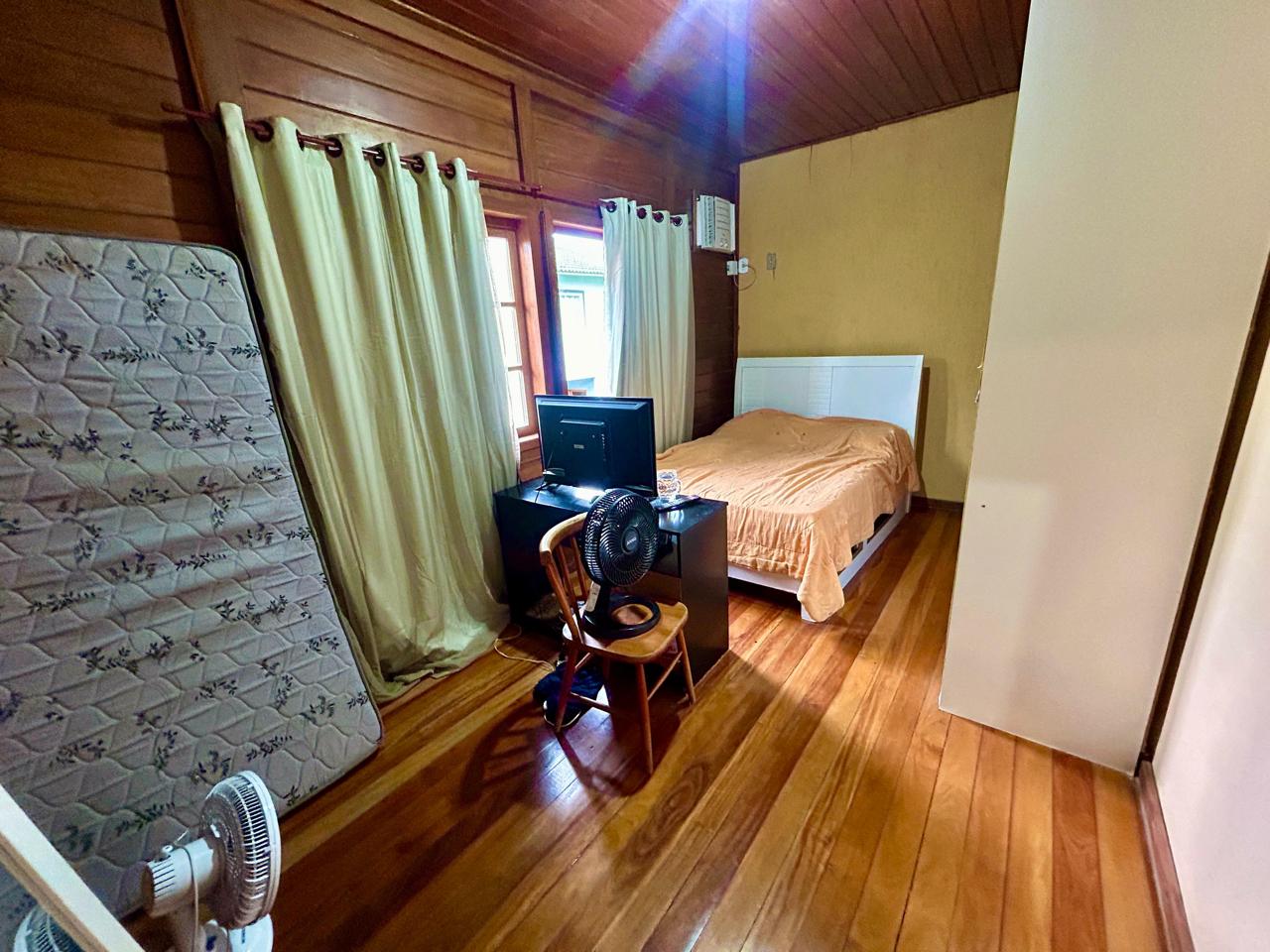 Imagens do imóveis Casa Ampla 
