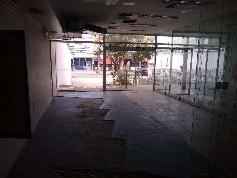 Imagens do imóveis Ótimo imóvel comercial no centro de Cascadura
