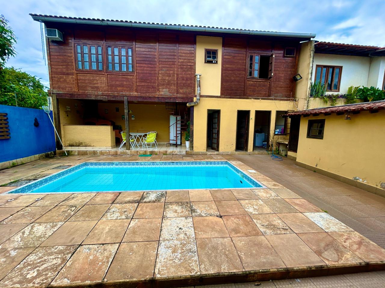 Imagens do imóveis Casa Ampla 