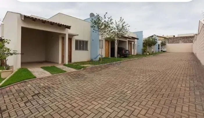 Imagens do imóveis Casa Em Condomínio À Venda Aragarça Londrina