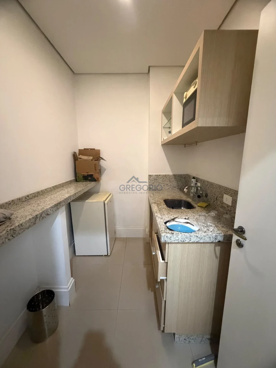 Imagens do imóveis Condomínio Centro Empresarial Newton Câmara