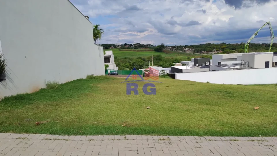 Terreno 554,94m² - CONDOMÍNIO HAYASHI - MARINGÁ/PR