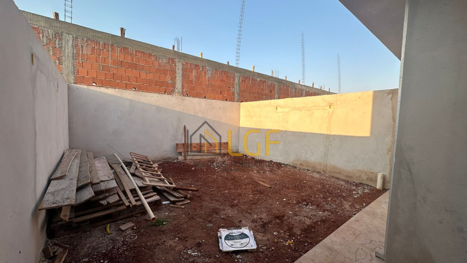 Imagens do imóveis CASA À VENDA JARDIM JOAO ANDRE CAMBECasa Á Venda Jardim João André Cambé