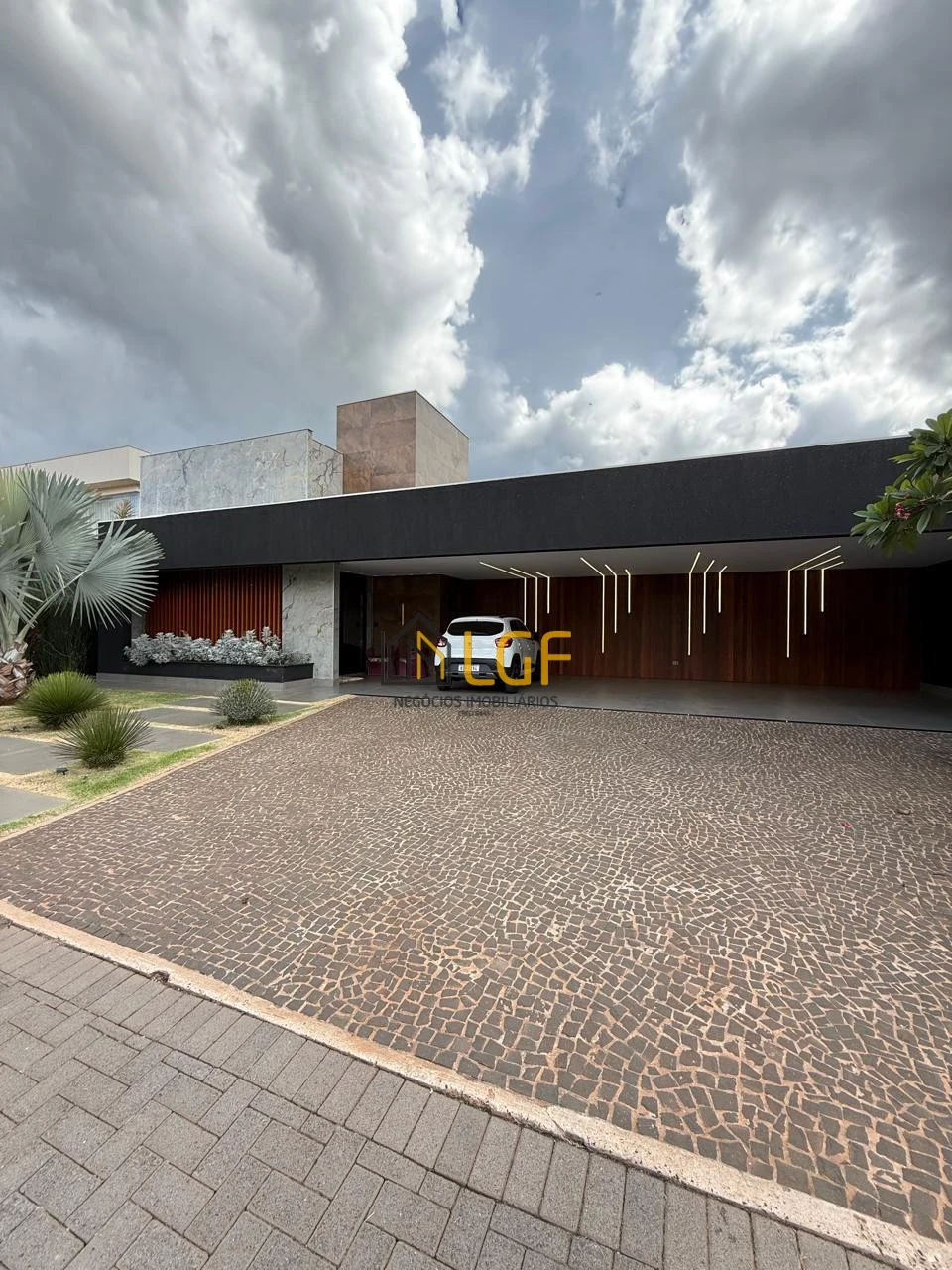 Imagens do imóveis CONDOMINIO VILLAGIO DO ENGENHO