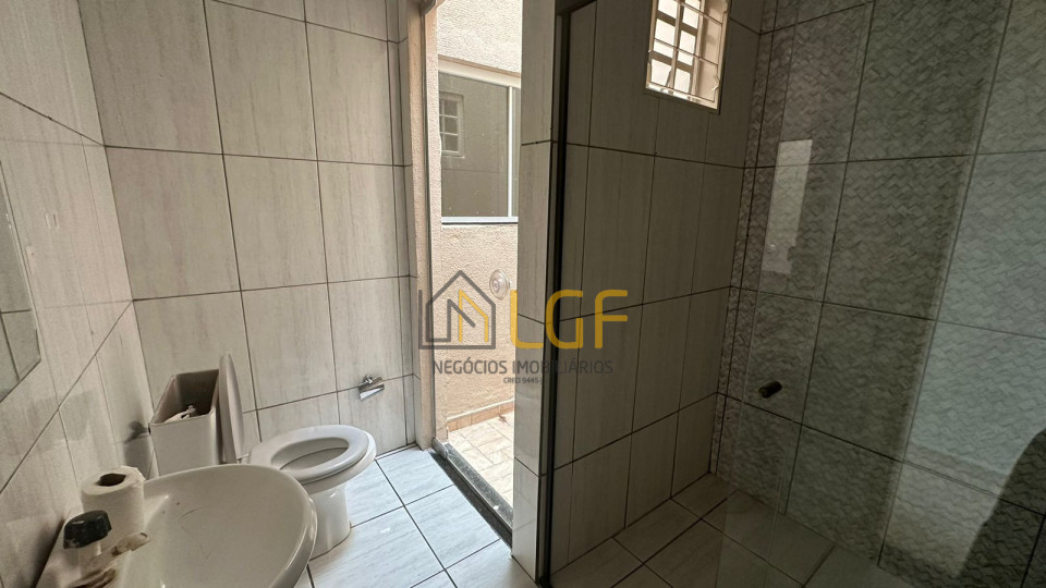 Imagens do imóveis CASA E MEIO TERRENO A VENDA NO JARIM NOVA CAMBÉ