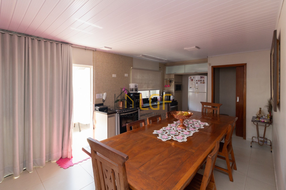 Imagens do imóveis CASA Á VENDA NO JARDIM ALVORADA