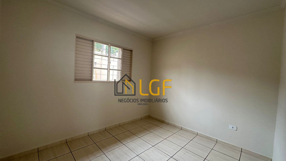 Imagens do imóveis CASA E MEIO TERRENO A VENDA NO JARIM NOVA CAMBÉ