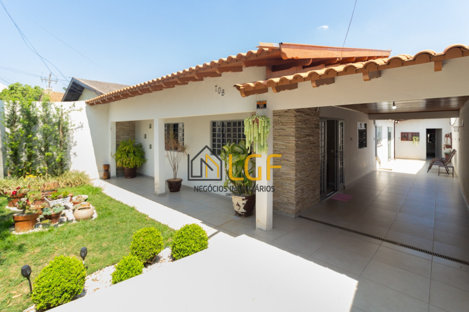 Imagens do imóveis CASA Á VENDA NO JARDIM ALVORADA