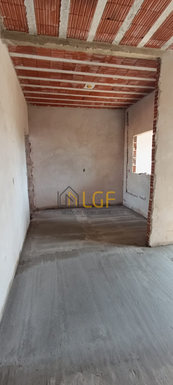 Imagens do imóveis CASA GEMINADA