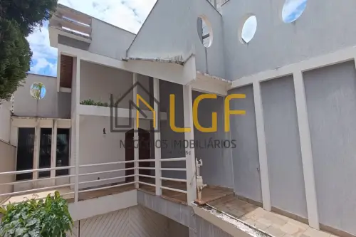 CASA A VENDA E LOCAÇÃO CENTRO CAMBÉ