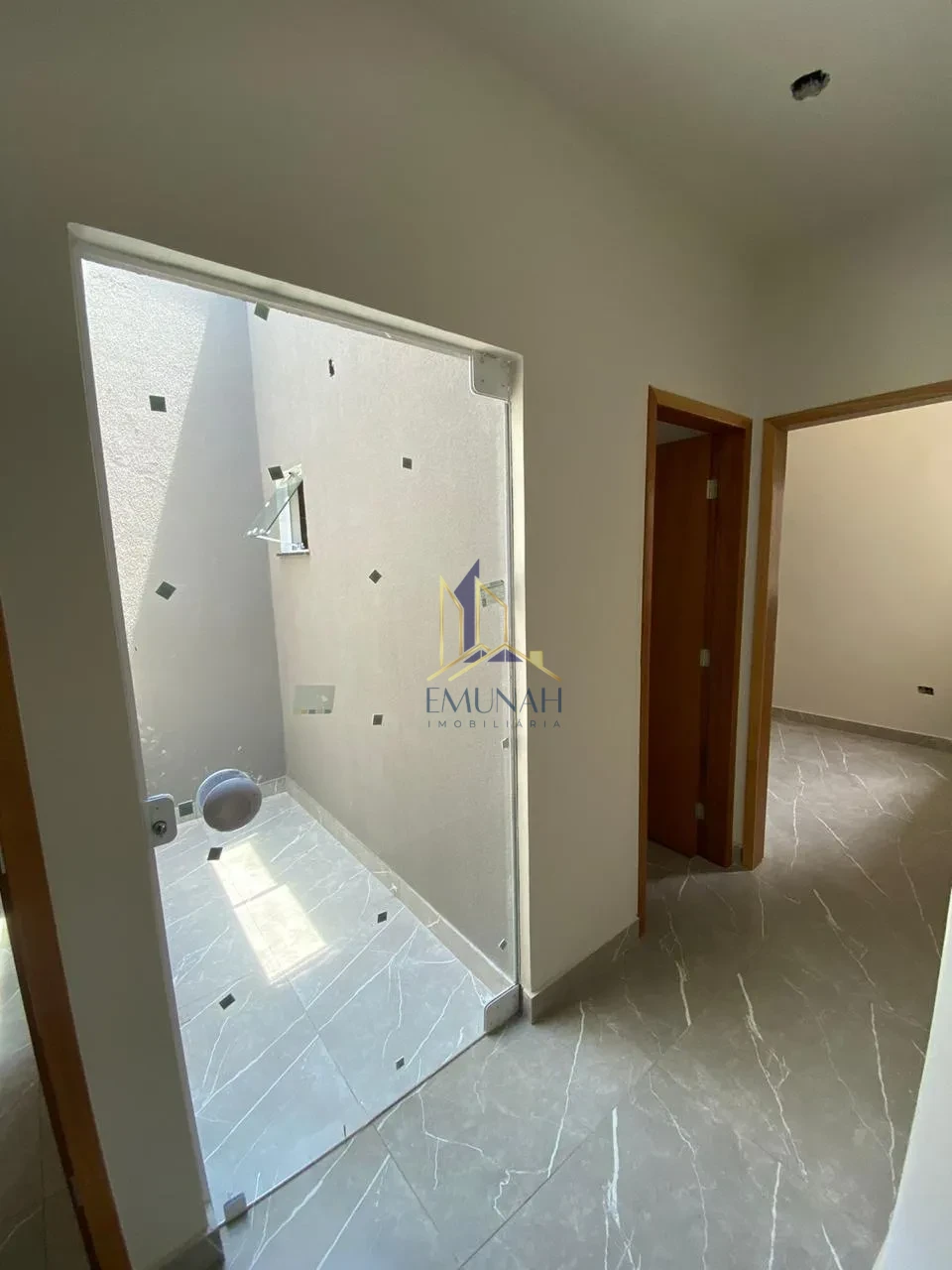Imagens do imóveis CASA GEMINADA