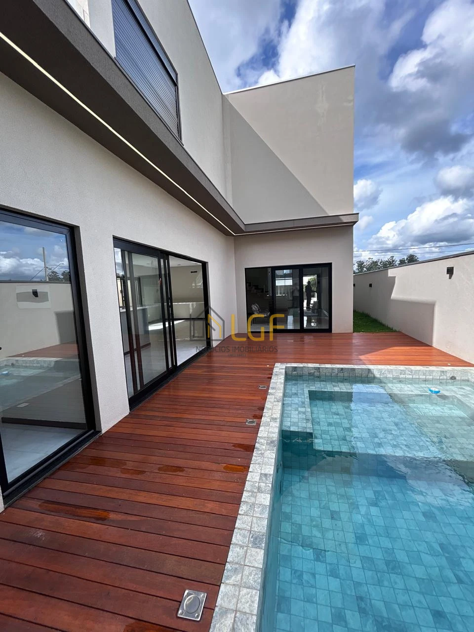 Imagens do imóveis Casa Em Condomínio À Venda Condiminio Bellevie Cambé