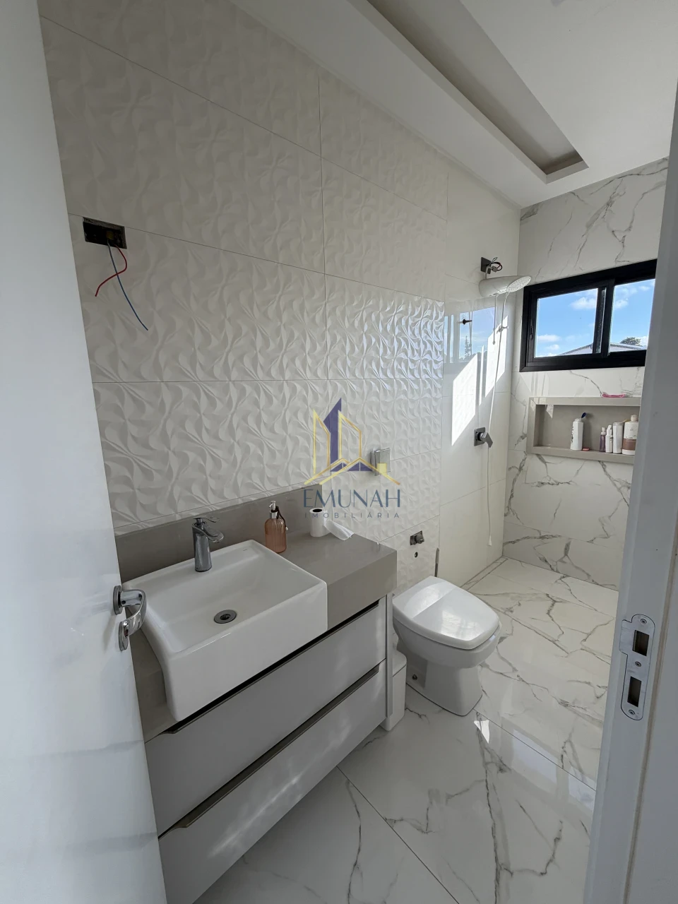 Imagens do imóveis Casa Em Condomínio À Venda Condominio San Lorenzo Rolândia