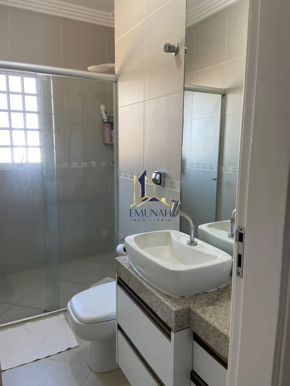 Imagens do imóveis CASA SOBRADADA DUAS UNIDADES INDEPENDENTES A VENDA