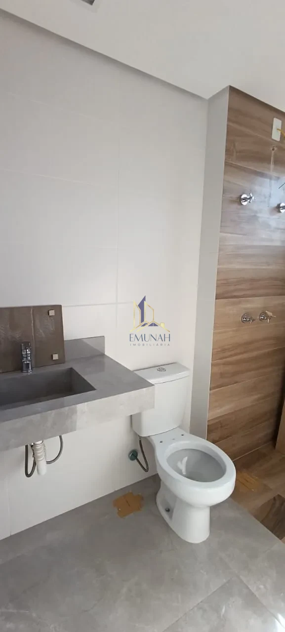APARTAMENTO Á VENDA NO TORRE LUGANO
