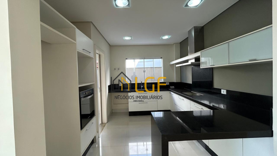 Imagens do imóveis CONDOMINIO ROYAL FOREST