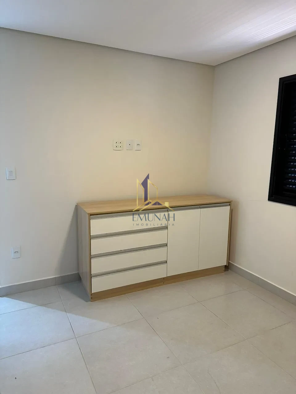 APARTAMENTO Á VENDA TORRE LUGANO