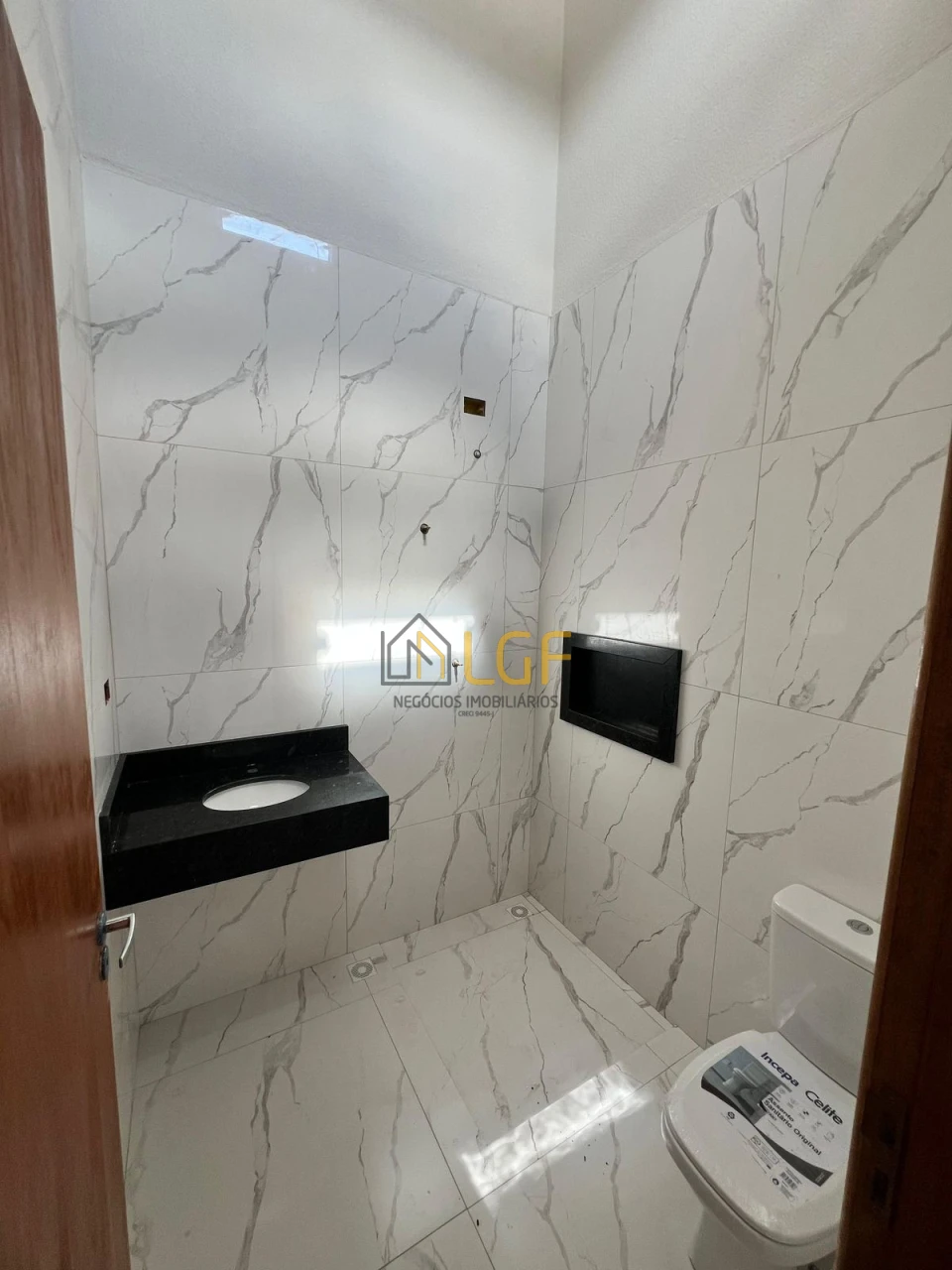 Imagens do imóveis Casa Geminada Á Venda Jardim Europa Cambé