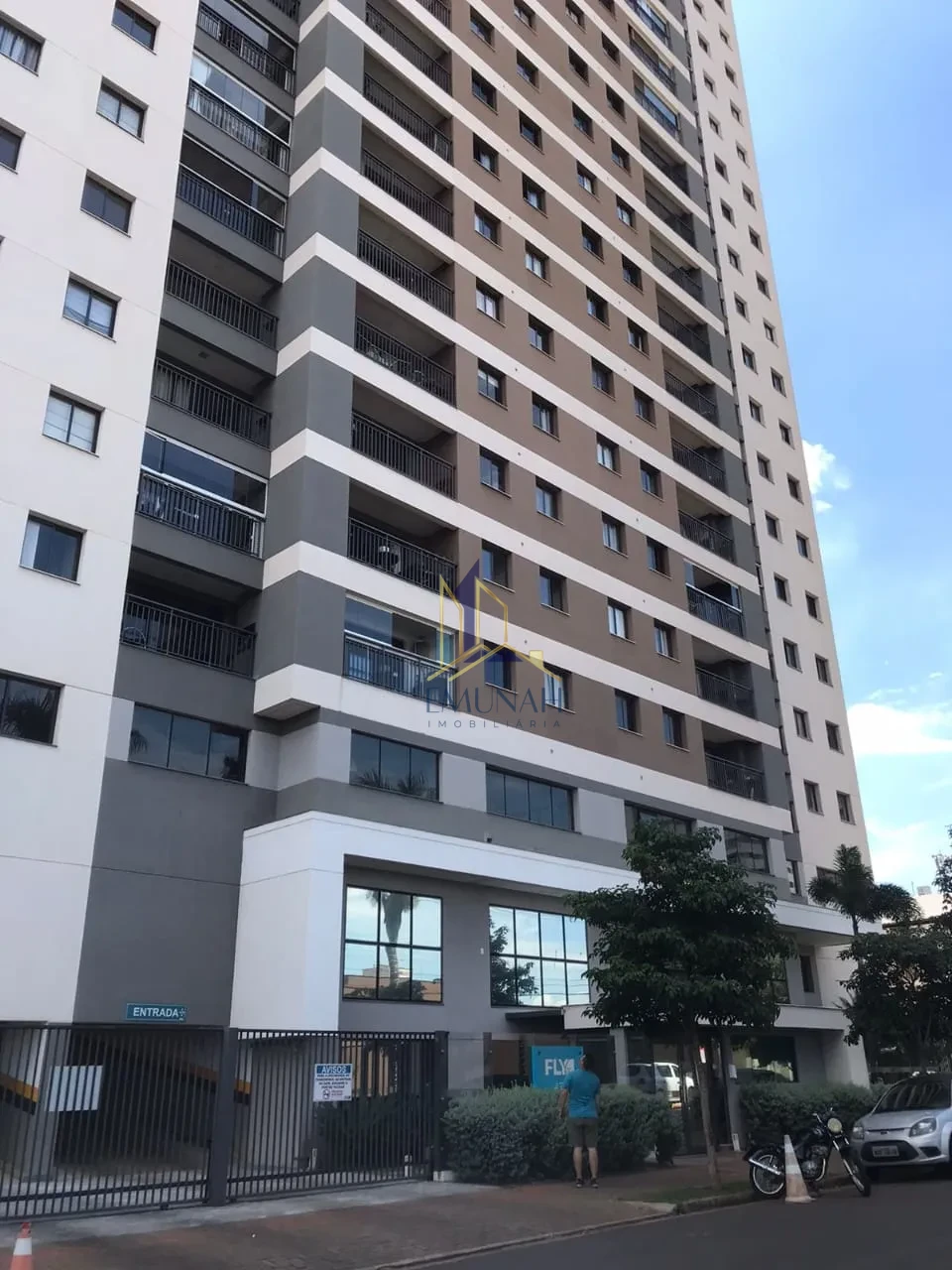 APARTAMENTO Á VENDA TODO MOBILIADO EM LONDRINA
