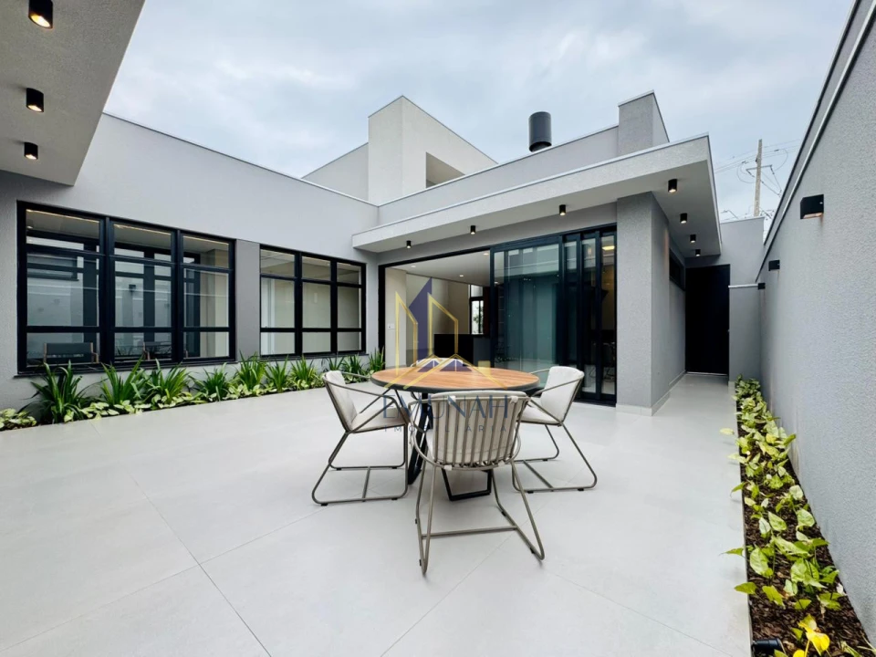 Imagens do imóveis Casa Em Condomínio À Venda Condiminio Bellevie Cambé