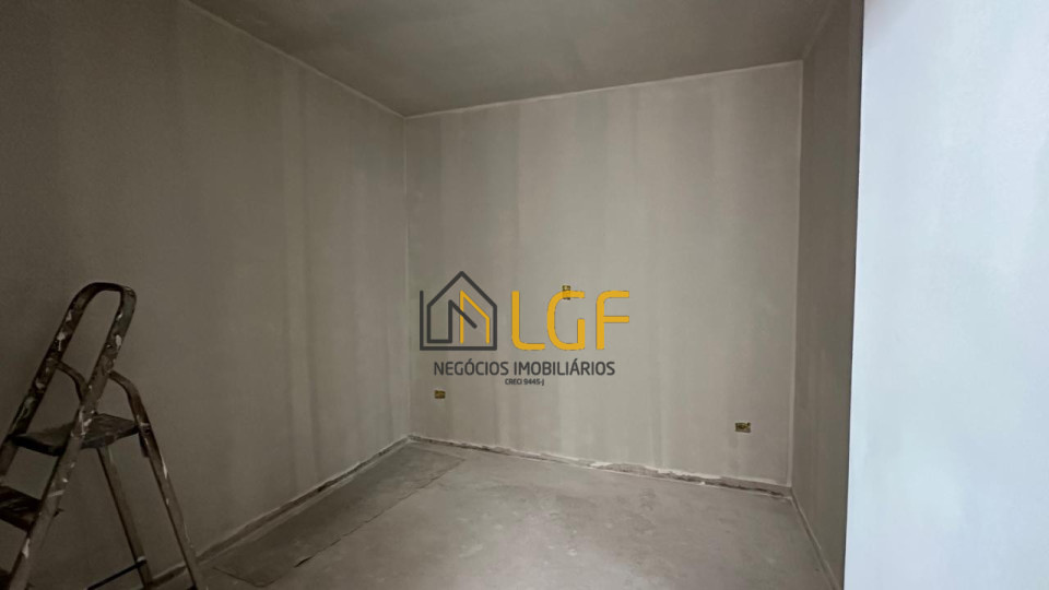 Imagens do imóveis CASA GEMINADA Á VENDA NO JARDIM VÔ ZEZINHO