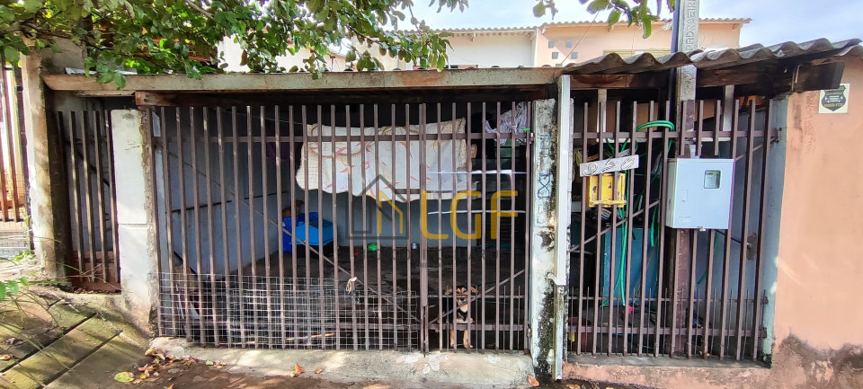 Imagens do imóveis CASA ASOBRADADA