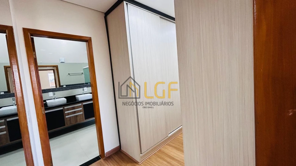 Imagens do imóveis Casa Á Venda Condominio Villa Di Napoli Cambé