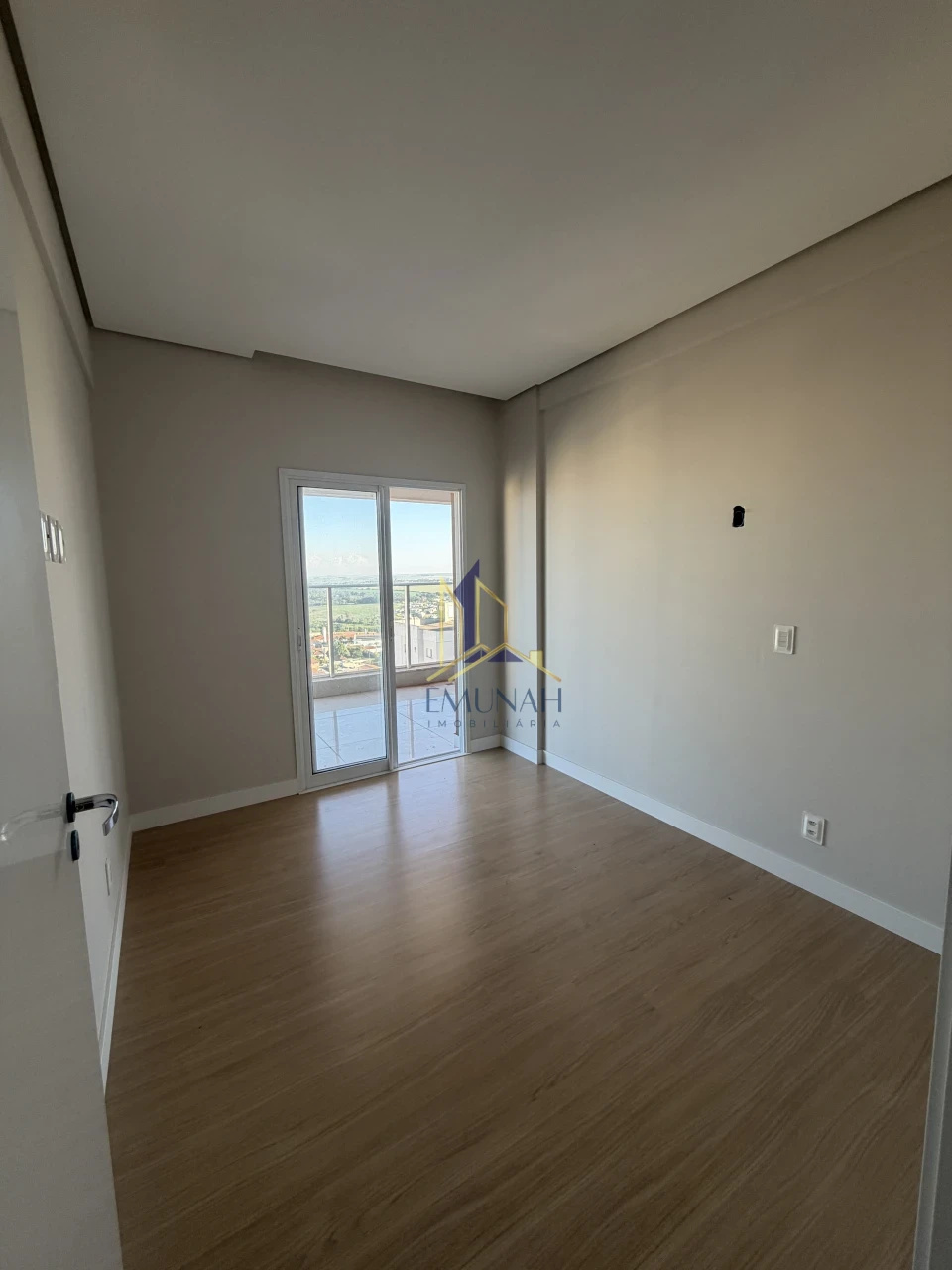 Imagens do imóveis Apartamento À Venda Torre Malaga Cambé