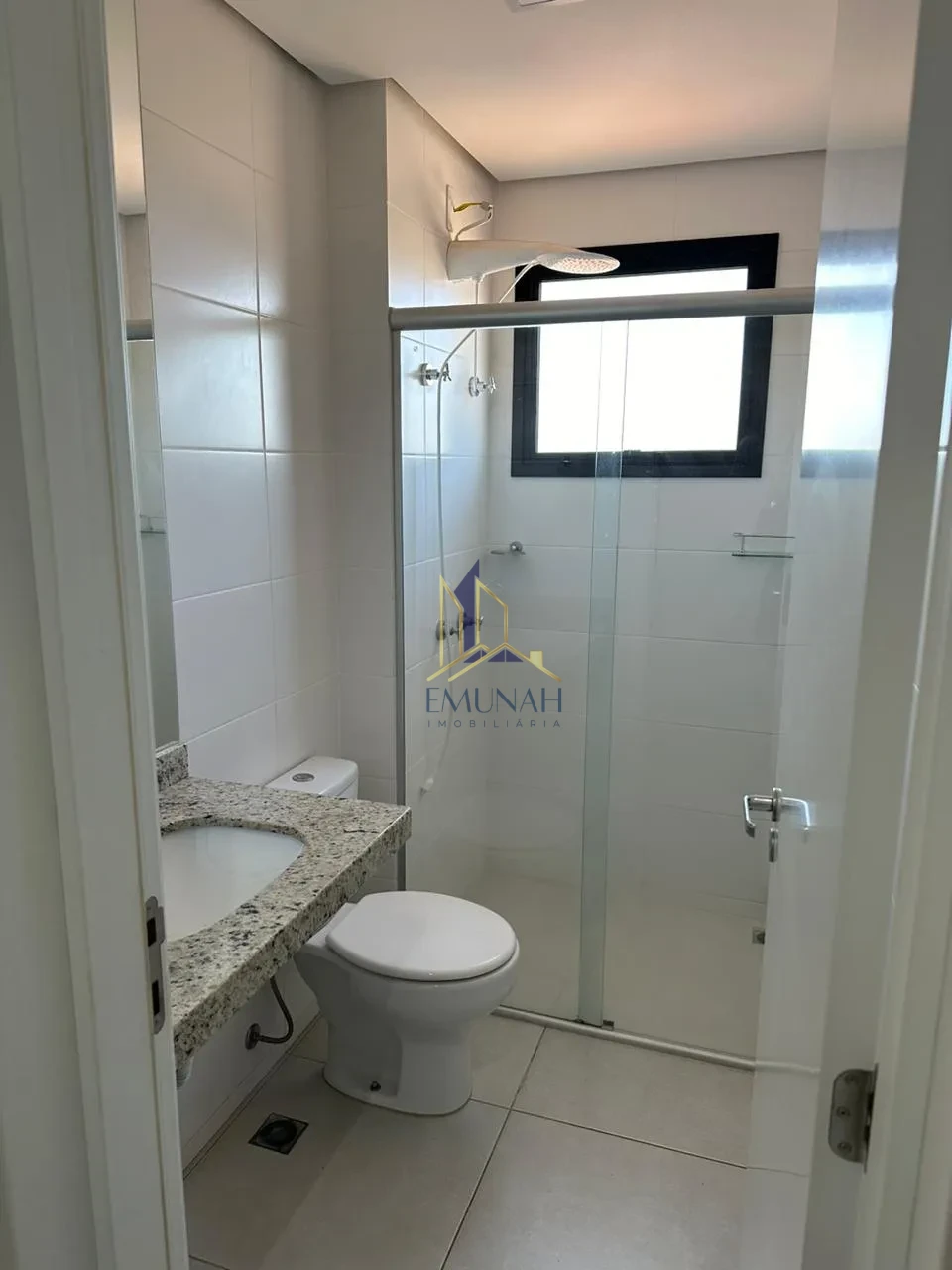 APARTAMENTO Á VENDA TORRE LUGANO