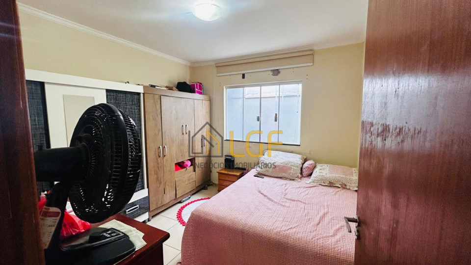 Imagens do imóveis CASA TERREA