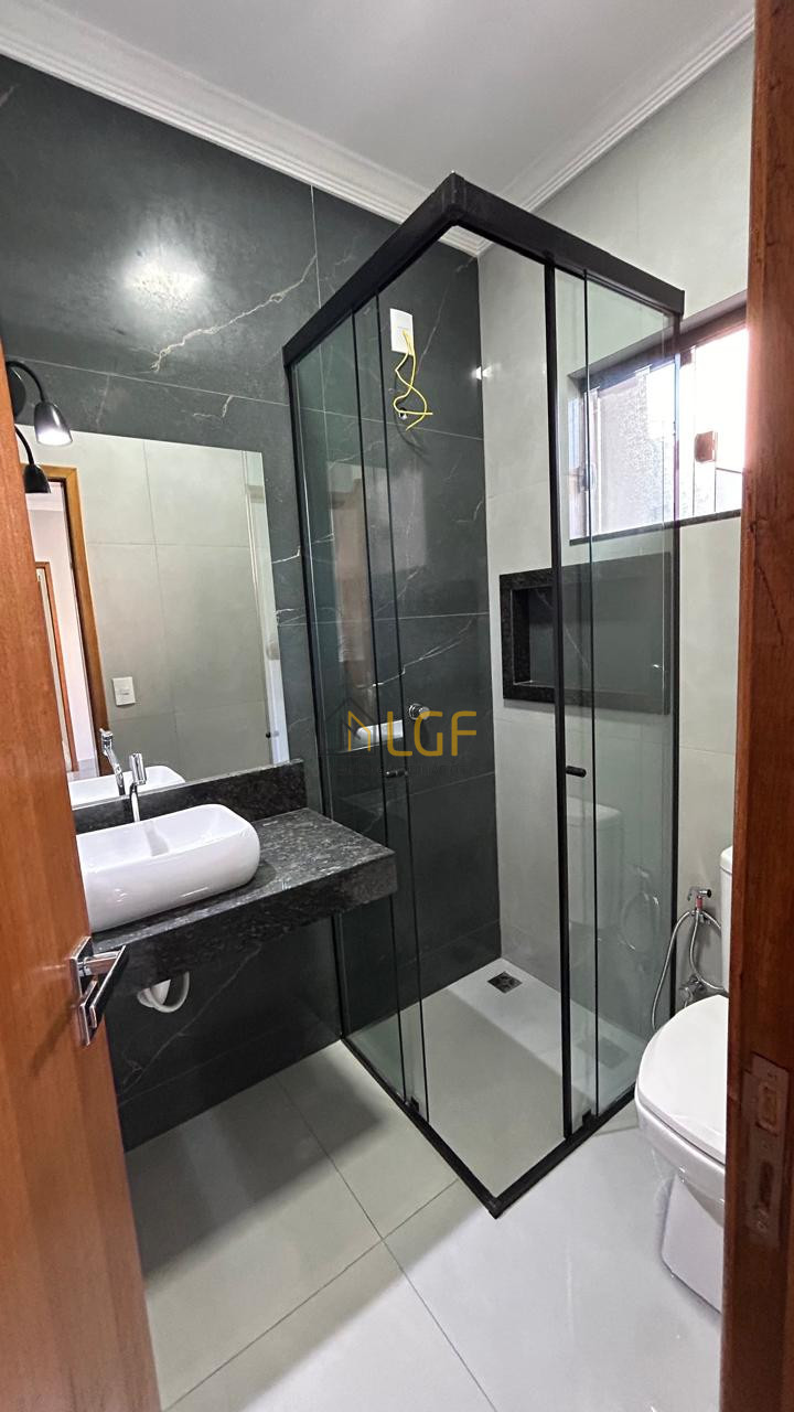 Imagens do imóveis CASA GEMINADA JARDIM BELA SUICA