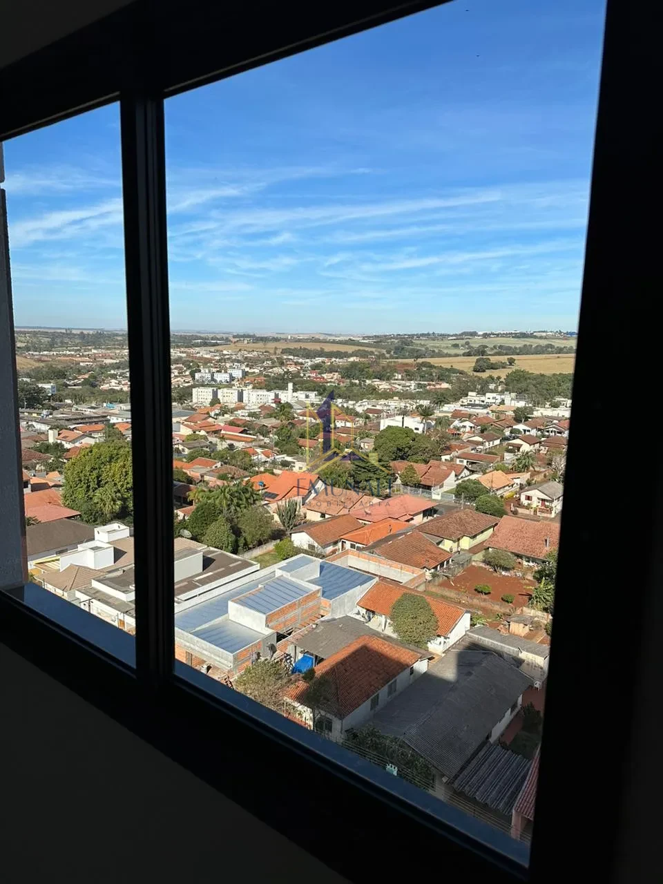 APARTAMENTO Á VENDA TORRE LUGANO