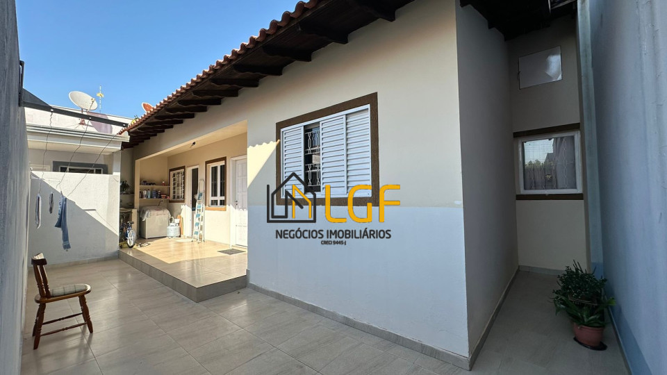 Imagens do imóveis CASA NA VILA SALOMÉ CAMBÉ