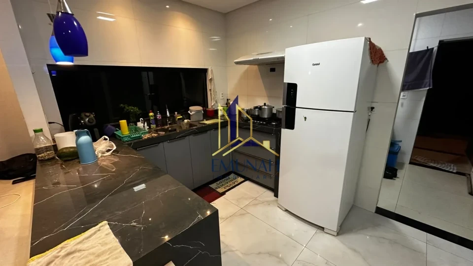 CASA COM ESPAÇO PARA EVENTOS