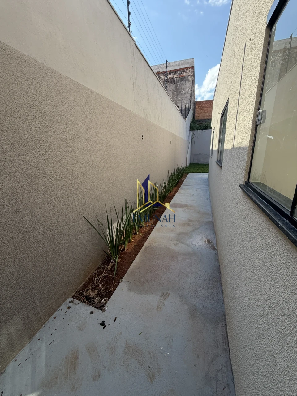 Imagens do imóveis CASA GEMINADA A VENDA NO COLUMBIA