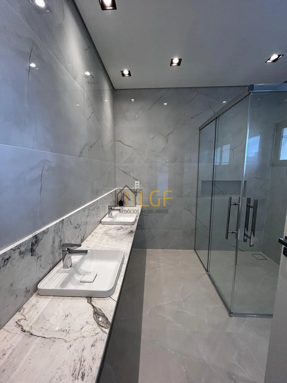 Imagens do imóveis Casa Em Condomínio À Venda Condiminio Bellevie Cambé