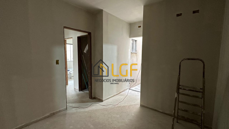 Imagens do imóveis CASA GEMINADA Á VENDA NO JARDIM VÔ ZEZINHO