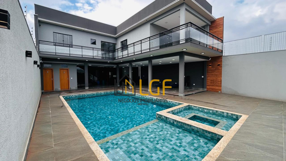 Imagens do imóveis CASA ASSOBRADADA