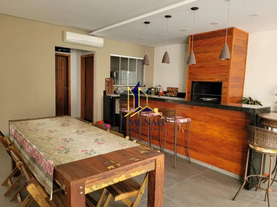 CASA Á VENDA NO JARDIM VILA RICA