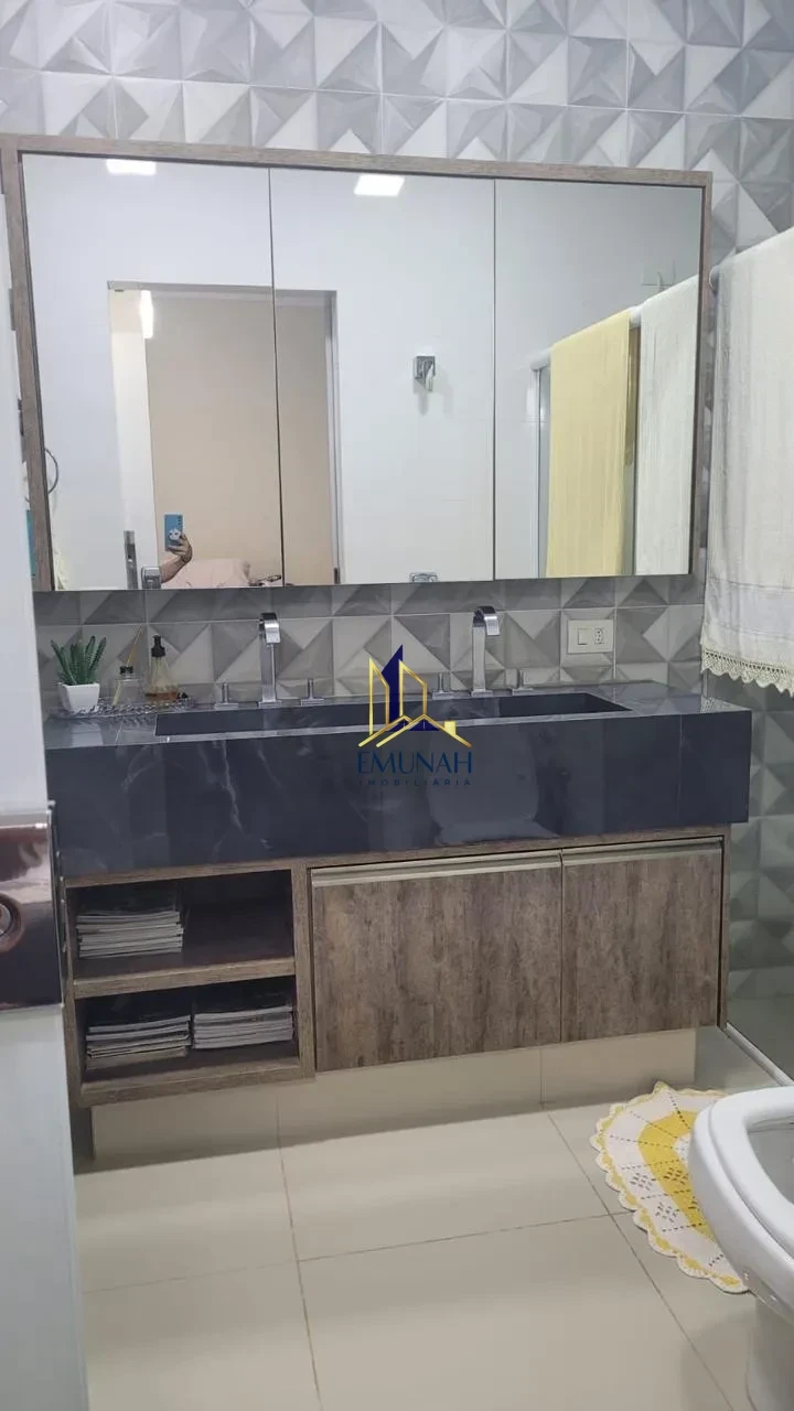 CASA Á VENDA NO JARDIM VILA RICA