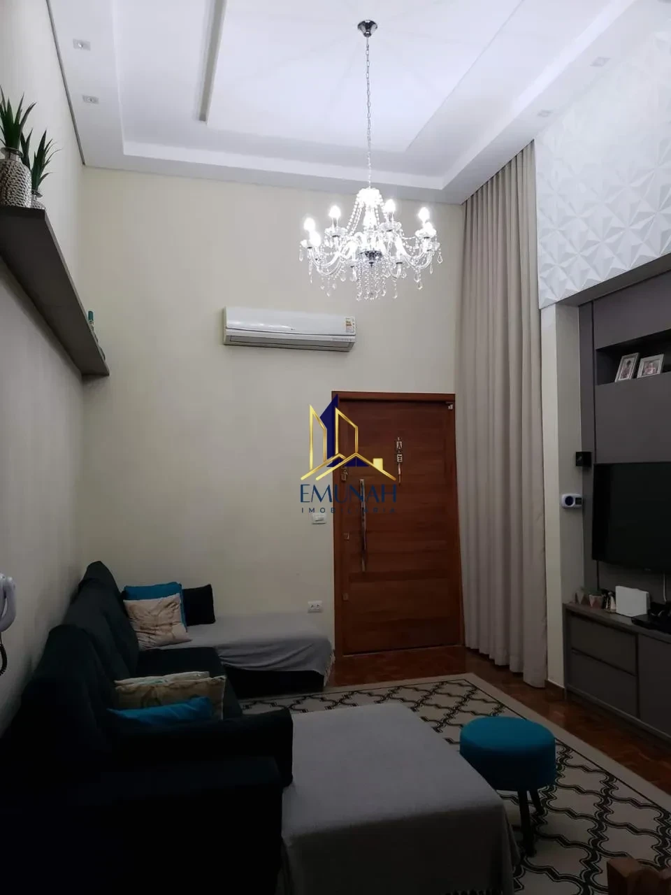 CASA Á VENDA NO JARDIM VILA RICA