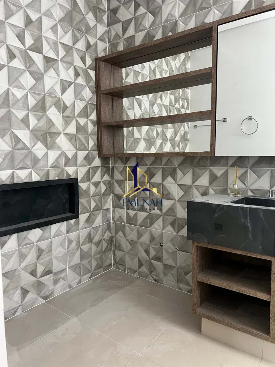 CASA Á VENDA NO JARDIM VILA RICA
