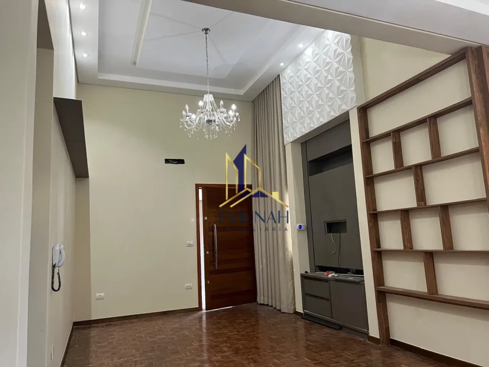 CASA Á VENDA NO JARDIM VILA RICA