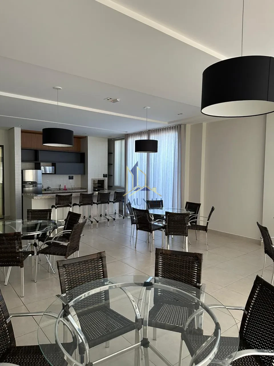 APARTAMENTO Á VENDA TORRE LUGANO