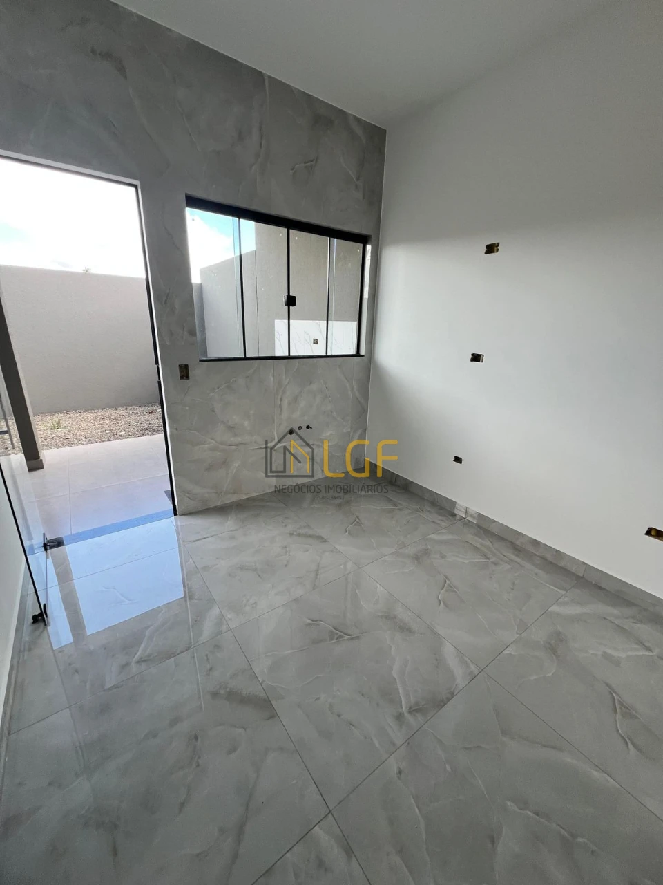 Imagens do imóveis Casa Geminada Á Venda Jardim Europa Cambé