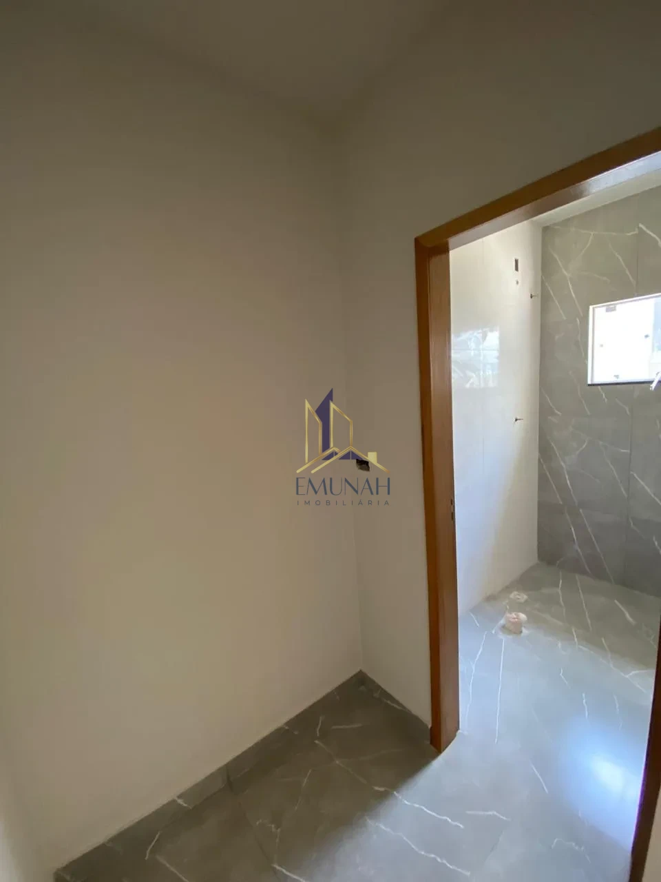Imagens do imóveis CASA GEMINADA